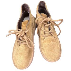 Ugg Lace Up Unisex Booties in Chestnut Size Youth 3